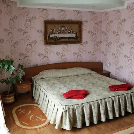Готель ***Феєрія Tyachiv 외부 사진