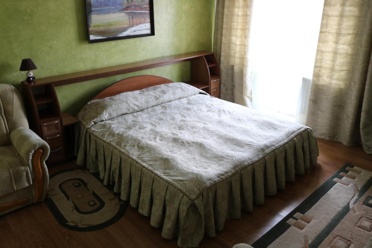 Готель ***Феєрія Tyachiv 외부 사진